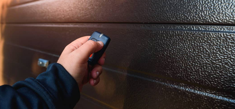 automatic door opener with remote control in Avenal